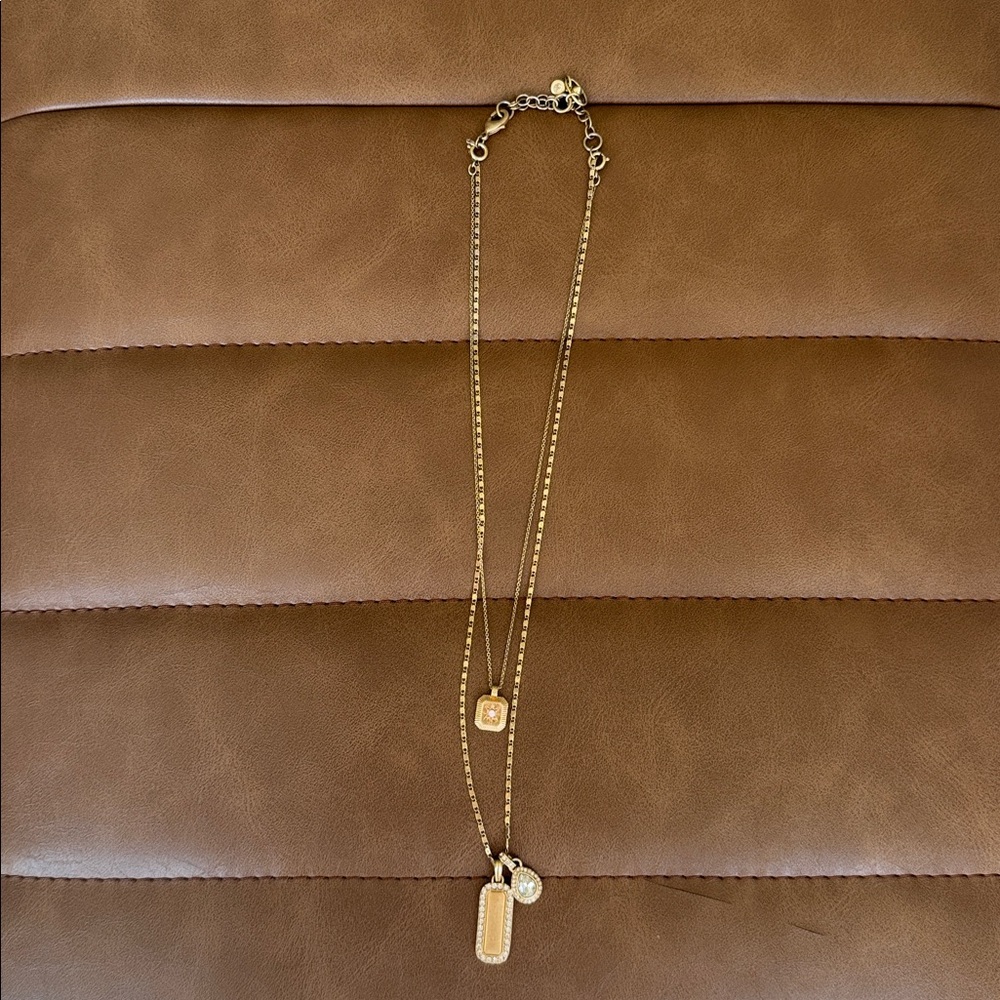 Cabi Fable Necklace vintage gold 2 necklaces in one